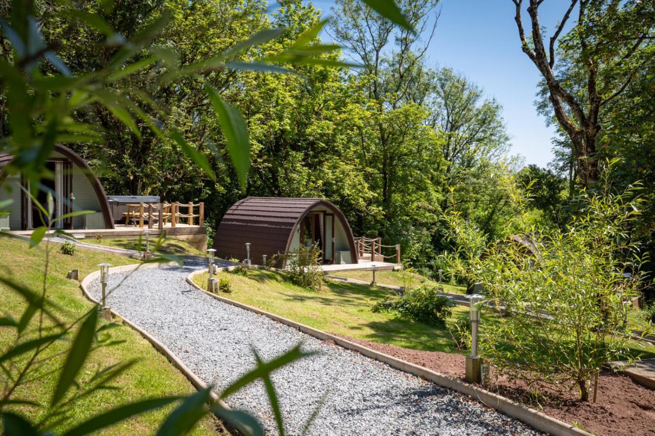 Villa Pods At Broadway à Laugharne Extérieur photo