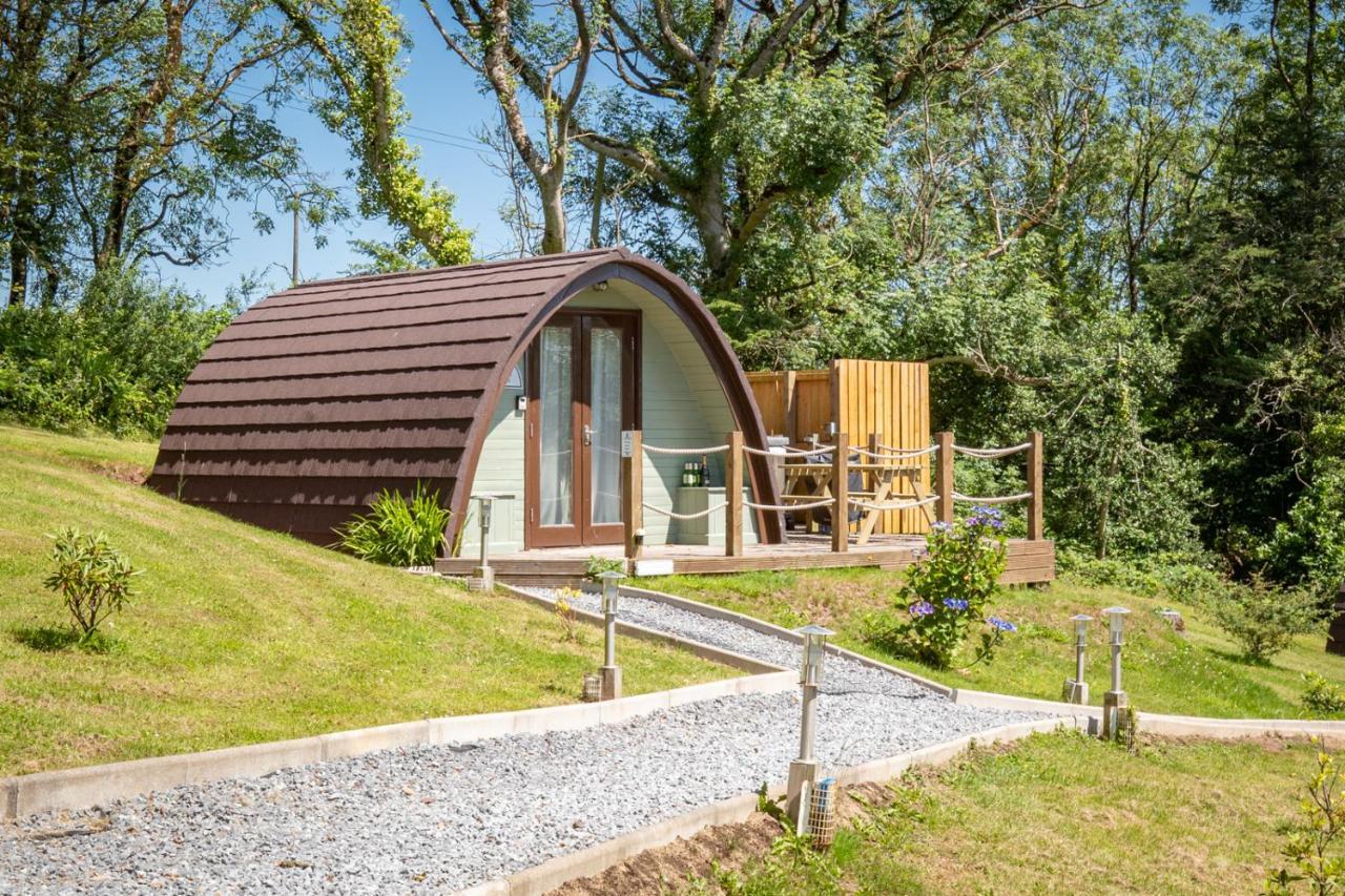 Villa Pods At Broadway à Laugharne Extérieur photo