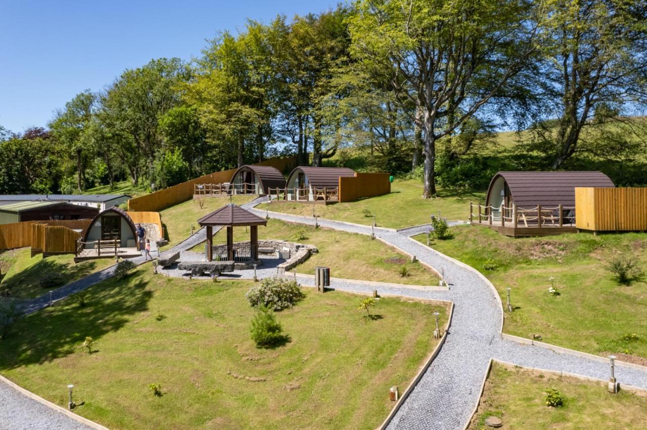 Villa Pods At Broadway à Laugharne Extérieur photo