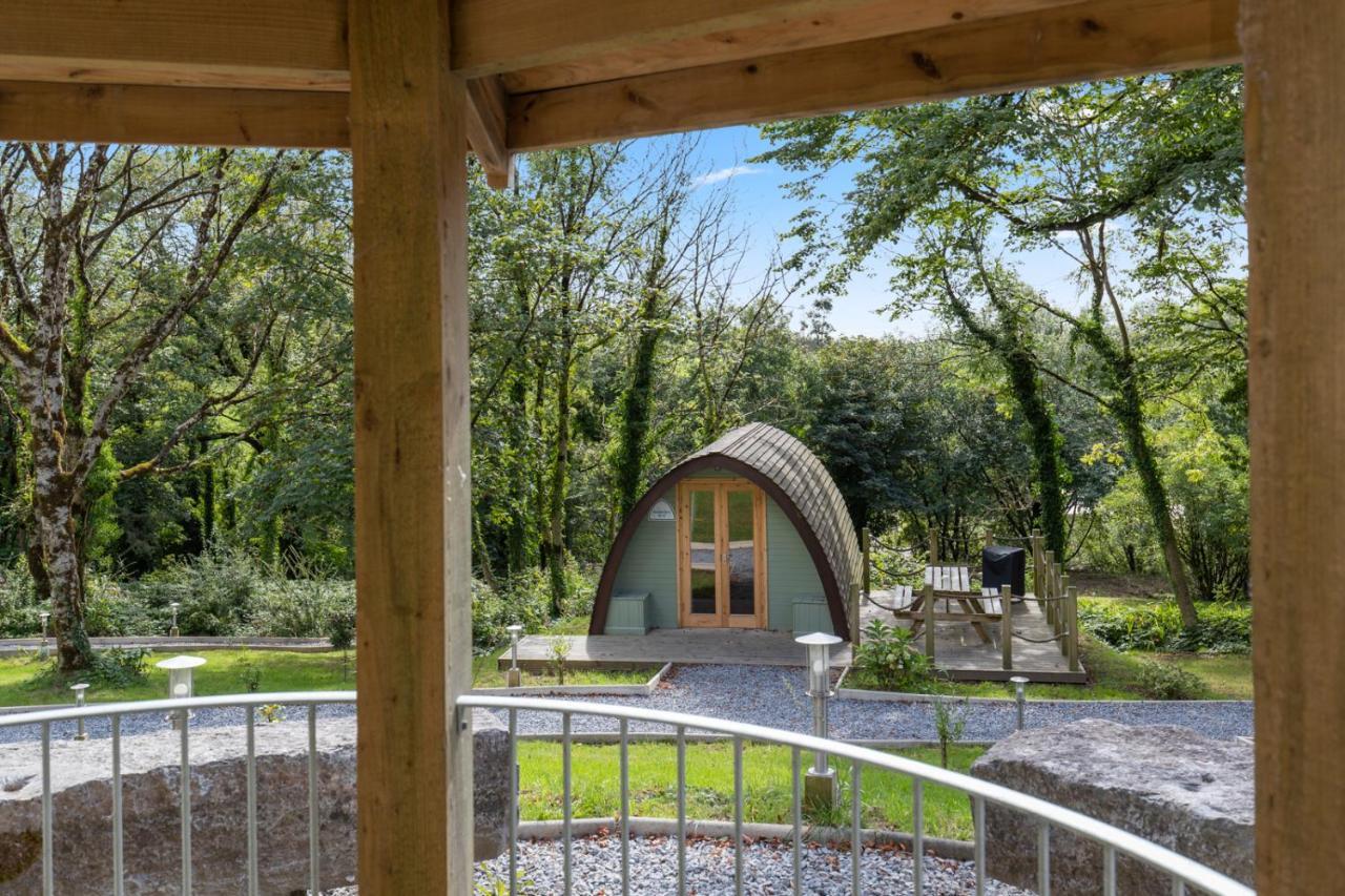 Villa Pods At Broadway à Laugharne Extérieur photo